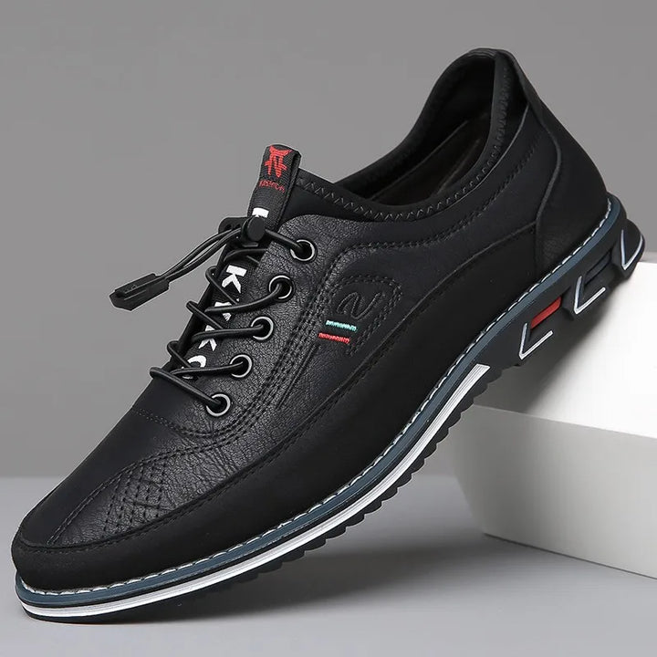 Voyager Sneakers