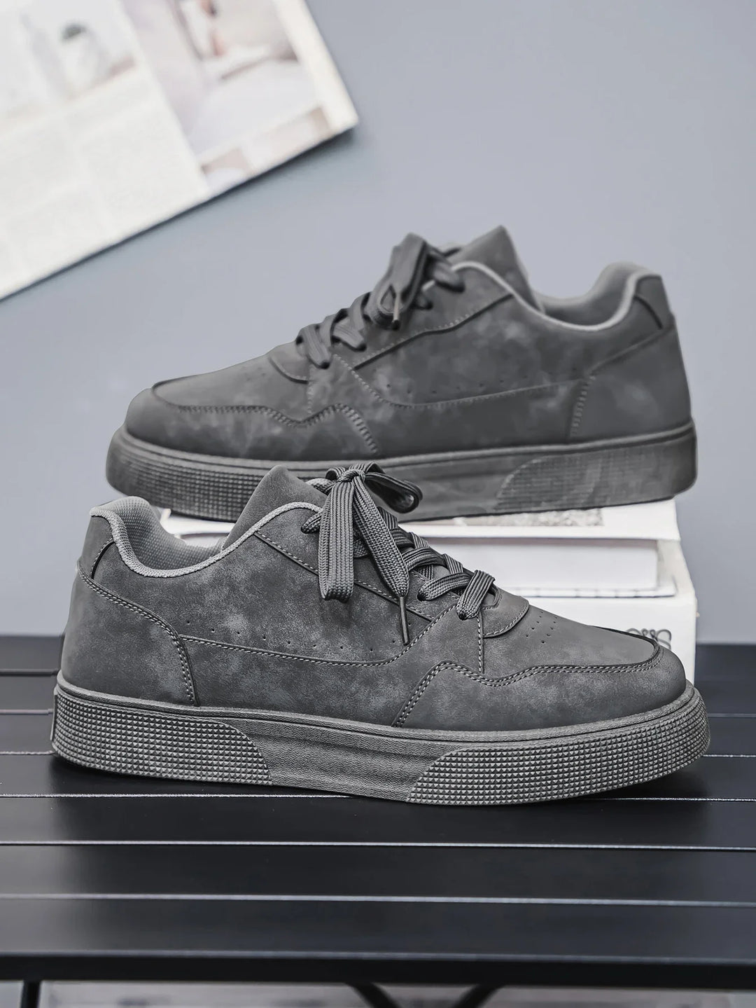 Rivo Sneakers