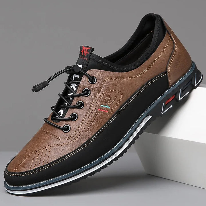 Voyager Sneakers