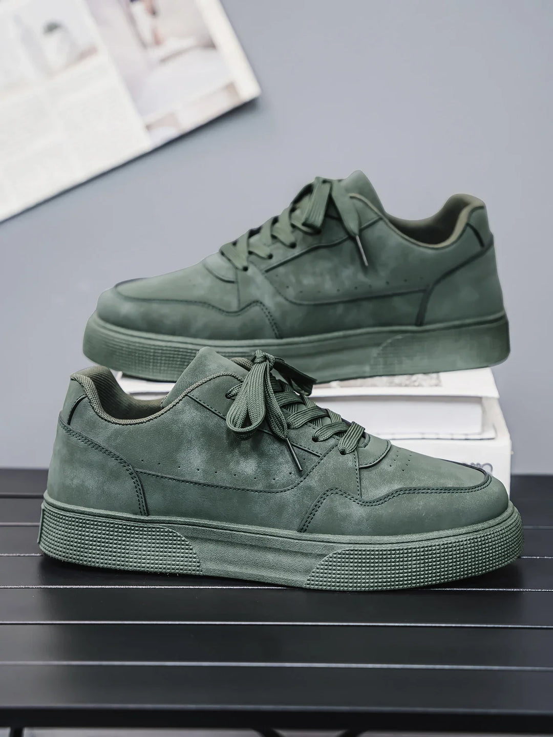 Rivo Sneakers